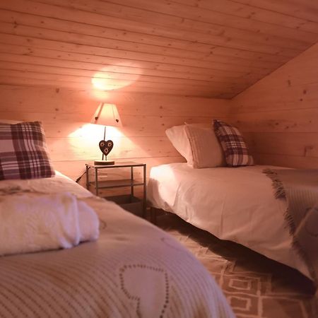 Charming Family Chalet For 8 People, With Private Hot Tub Les Clefs エクステリア 写真